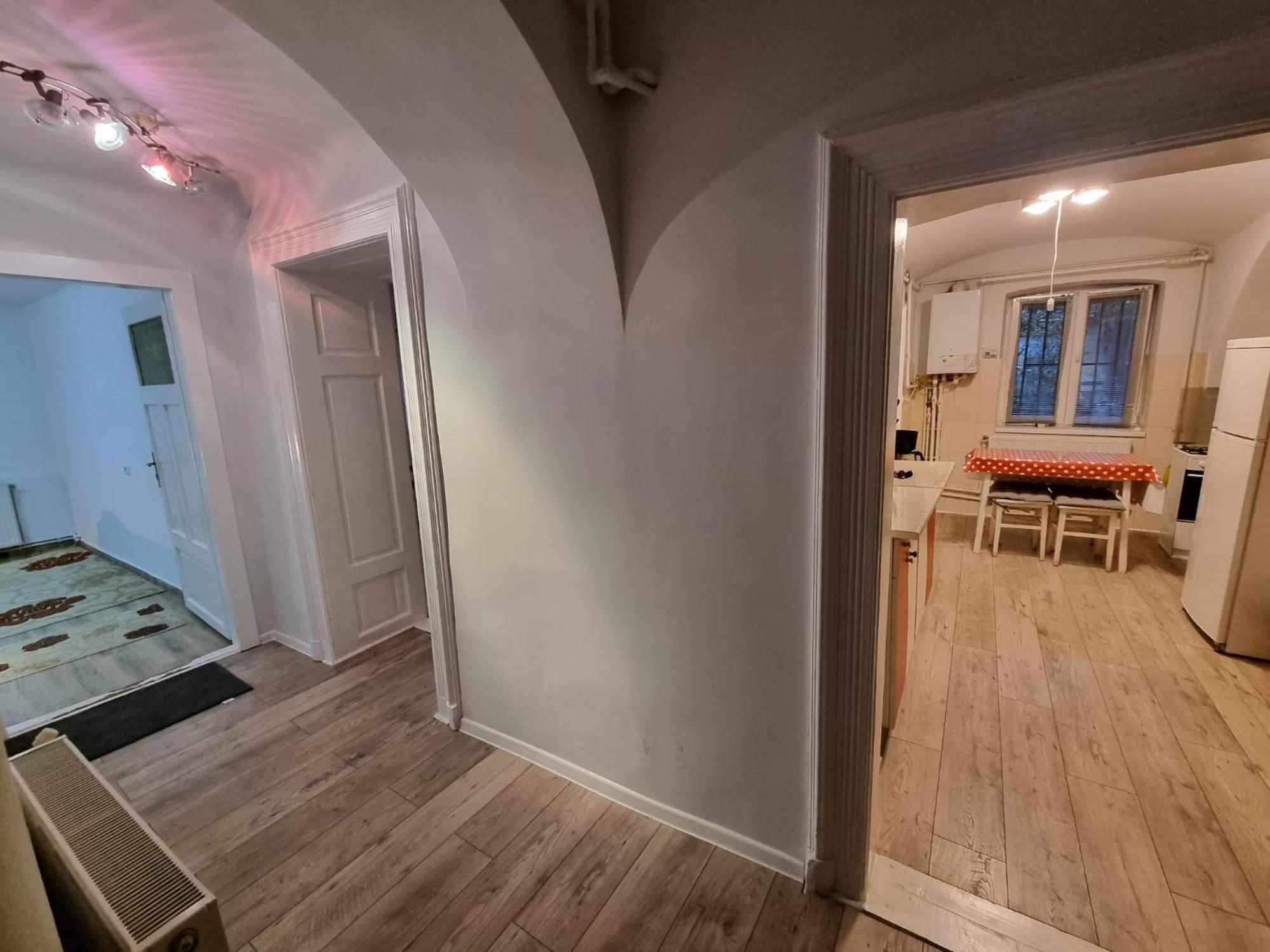 R Castle - 2 Room Apartment Braşov Esterno foto
